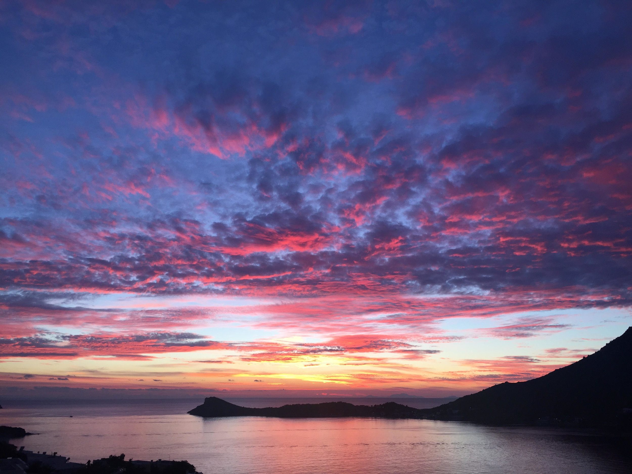 Kalymnian sunsets do not suck.