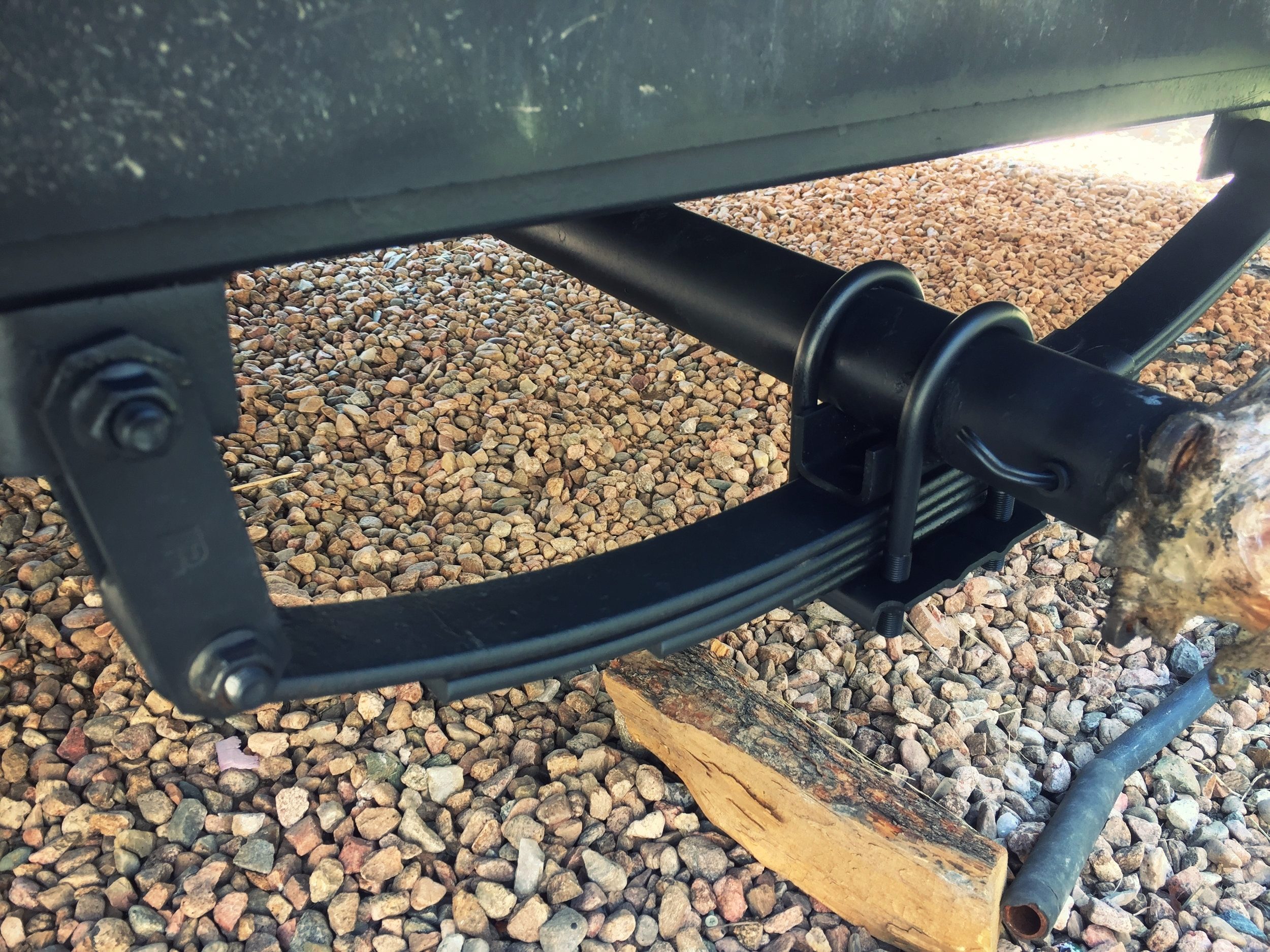 Pop the new axle on, with new u-bolt kit. Hit everything with some paint.