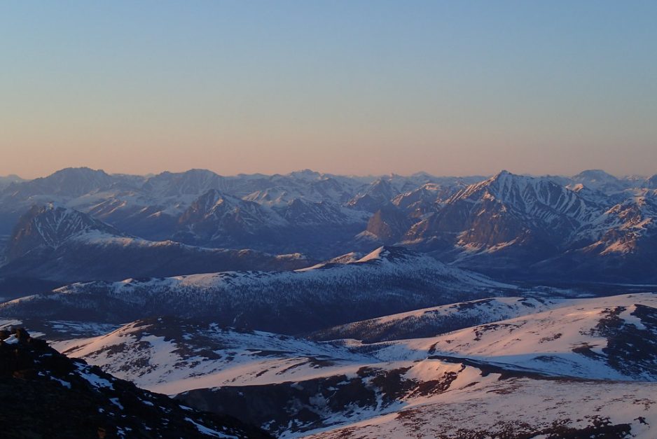 alaskan mountain range at sunset
